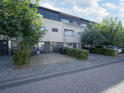 Floris Versterstraat 36