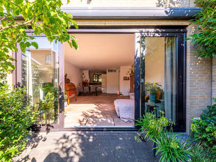 Eva Besnyöstraat 416