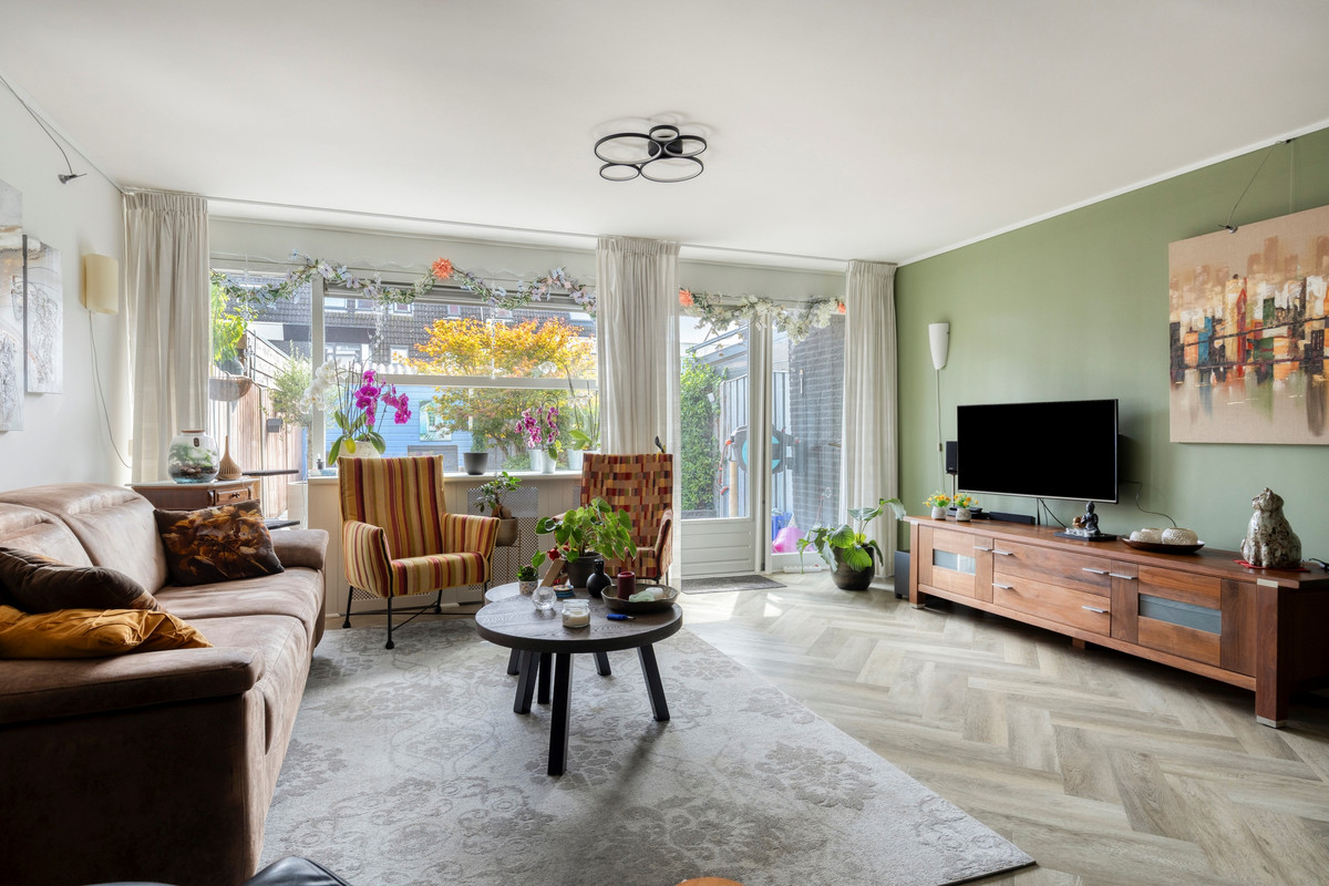 Tussenwoning te koop: Muggenbergstraat 36, Tilburg