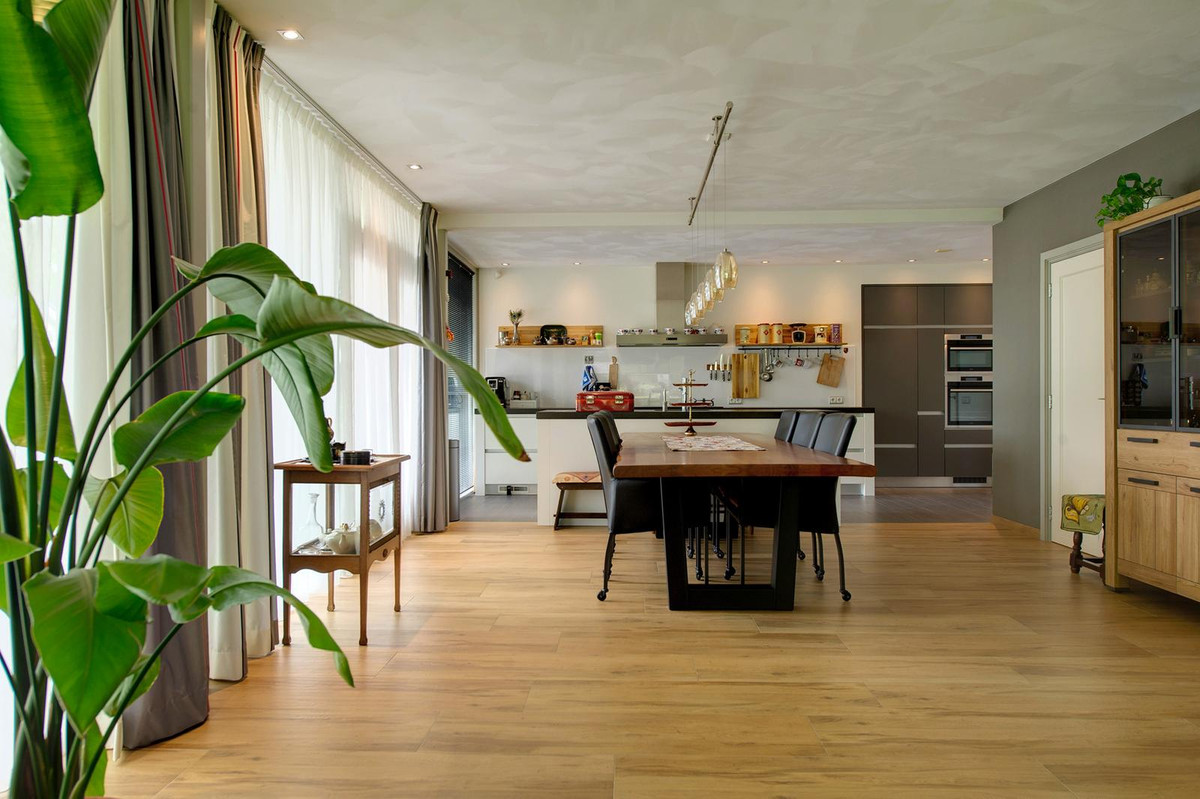 Vrijstaande woning te koop: Chopinlaan 13, Hoogezand