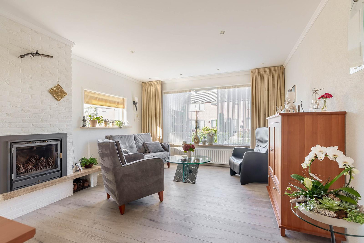 Vrijstaande woning te koop: Wilhelminaweg 10, Ouddorp