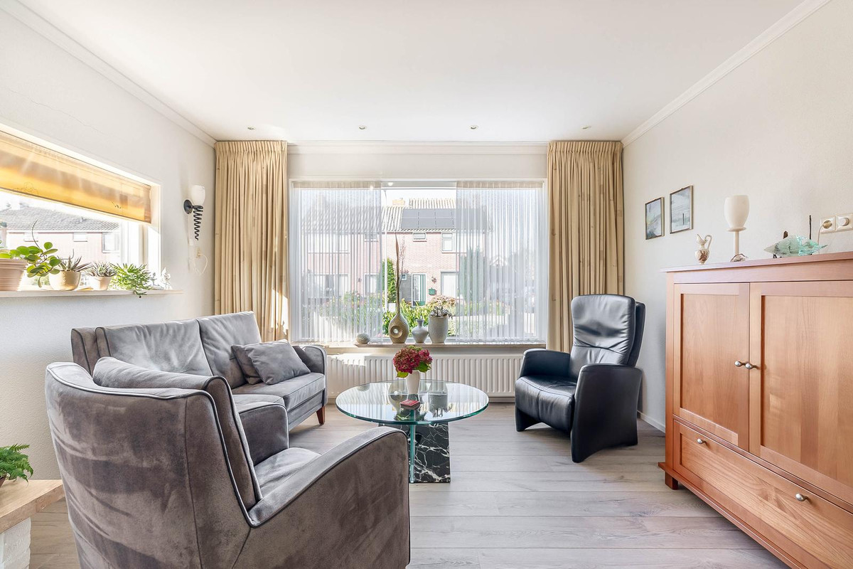 Vrijstaande woning te koop: Wilhelminaweg 10, Ouddorp
