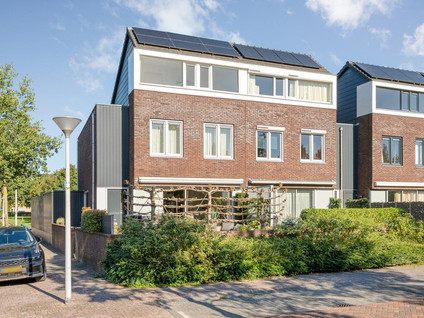 Damstraat 2
