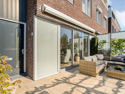 Damstraat 2