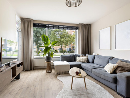 Hoekersingel 35