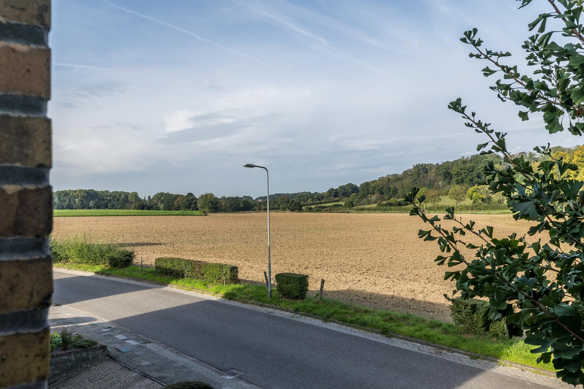 Tussenwoning te koop: Krekelbergerweg 9, Oirsbeek