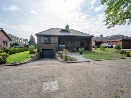 Burg. van Hinsbergstraat 2