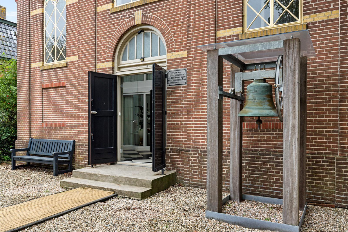 Vrijstaande woning te koop: Wommelserweg 46, Tzum