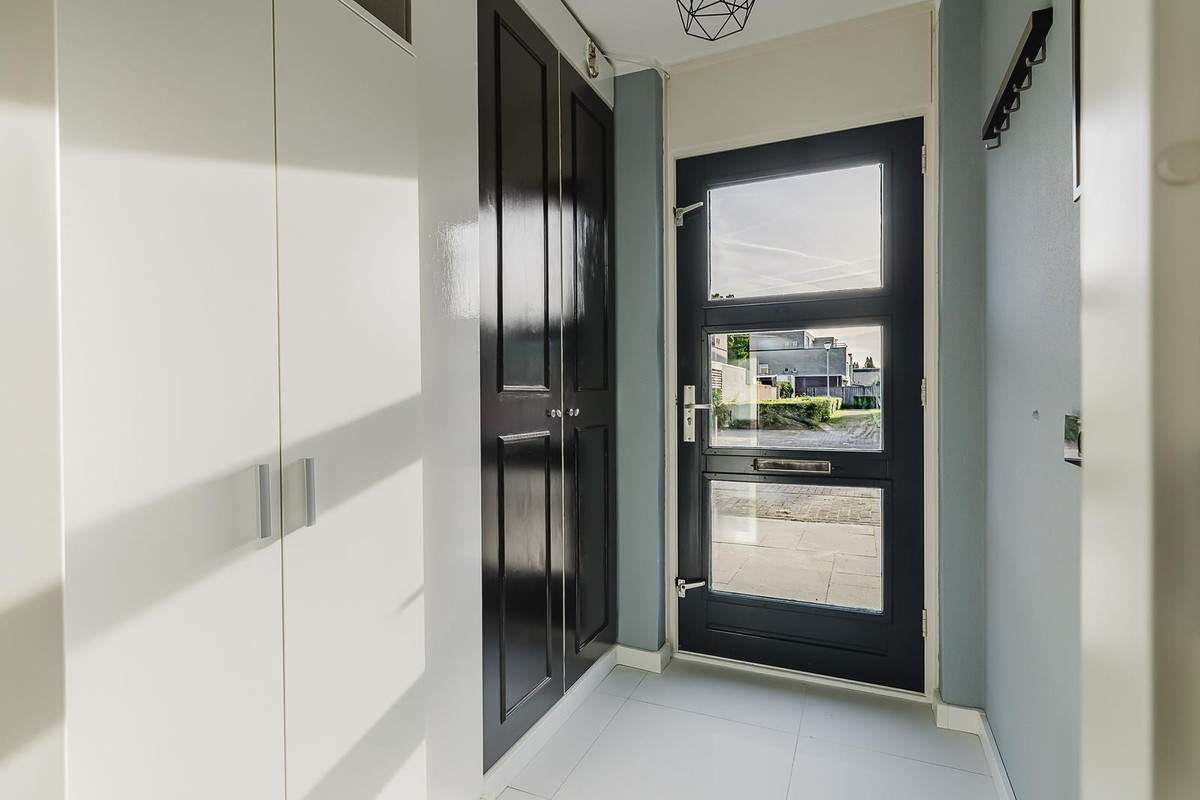 Tussenwoning te koop: Randwijkstraat 25, Tilburg