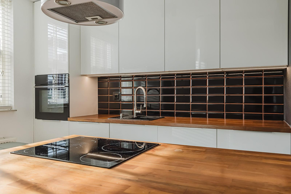Tussenwoning te koop: Randwijkstraat 25, Tilburg