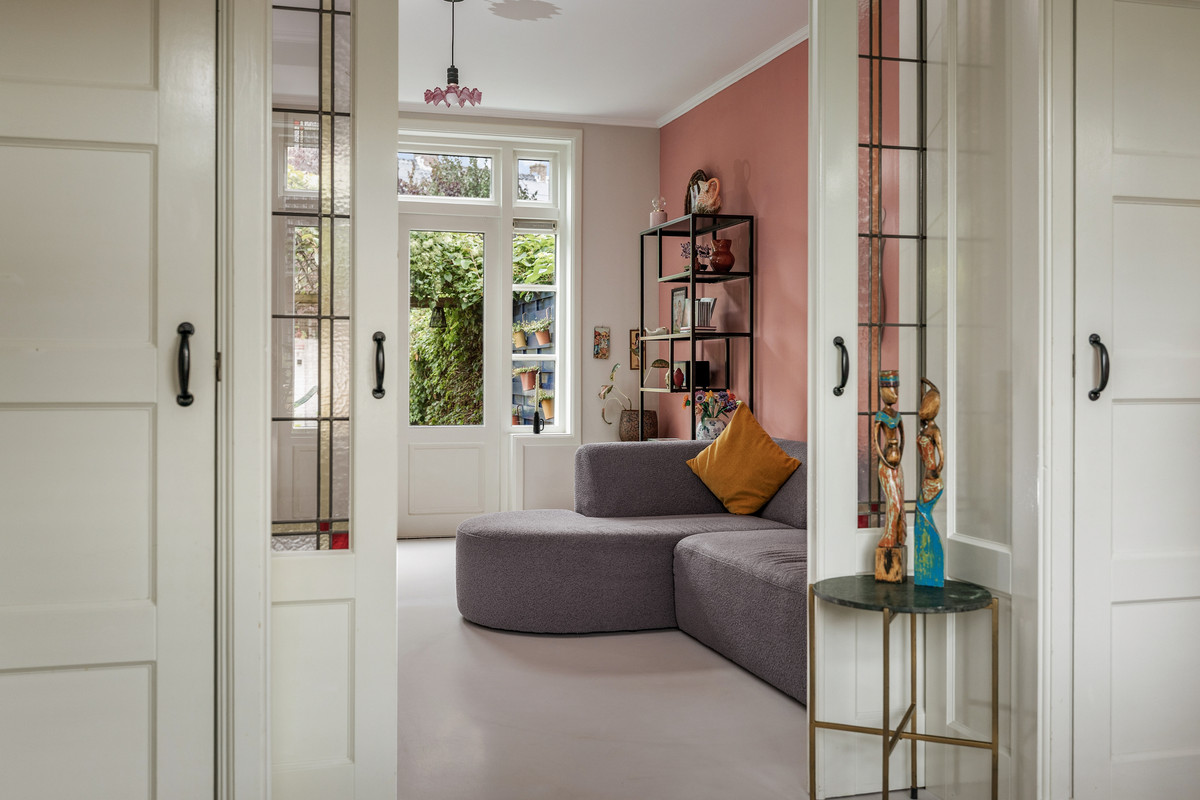 Tussenwoning te koop: Diepenveenseweg 168, Deventer