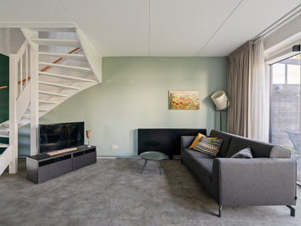 Maasstraat 12