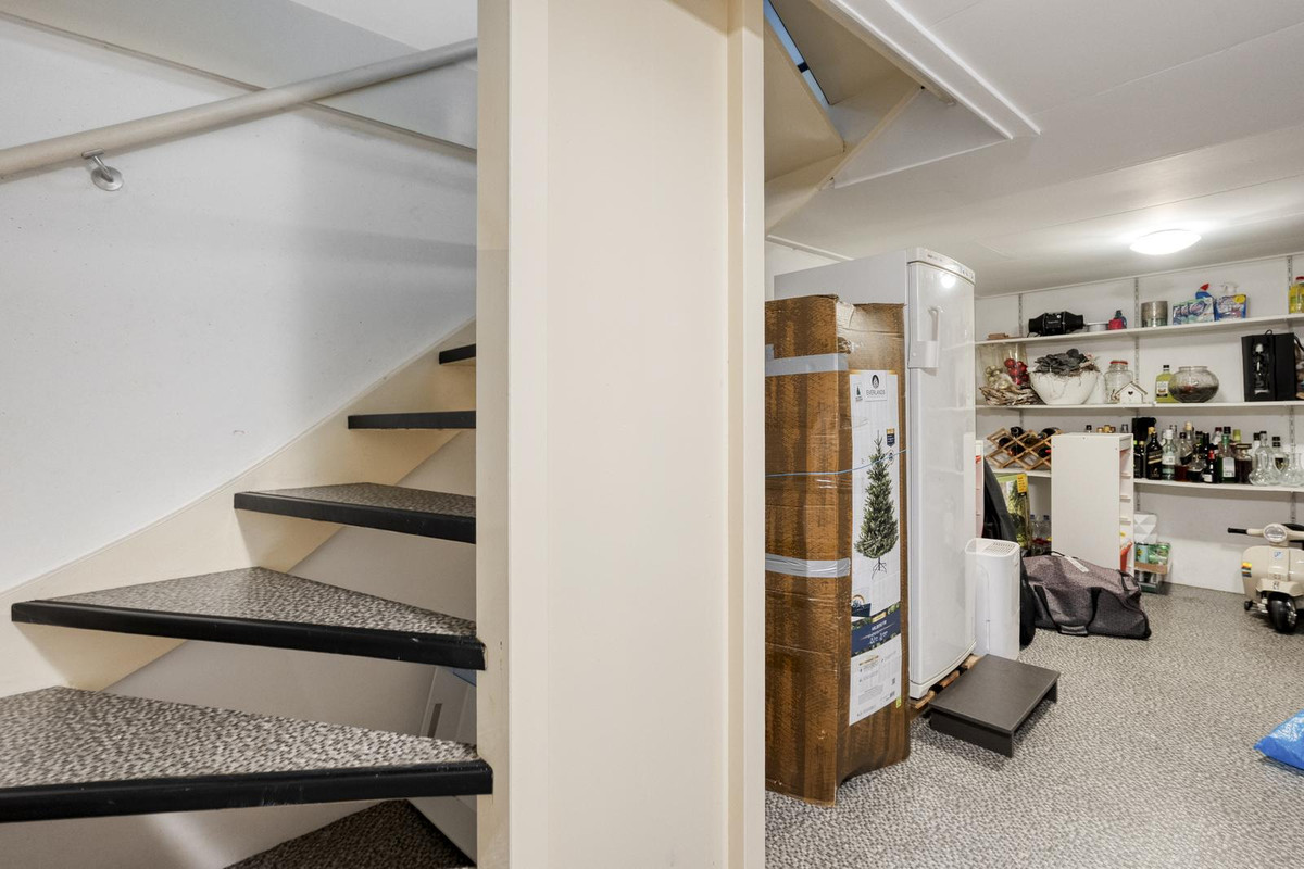 Tussenwoning te koop: Fluitekruid 19, Rijssen