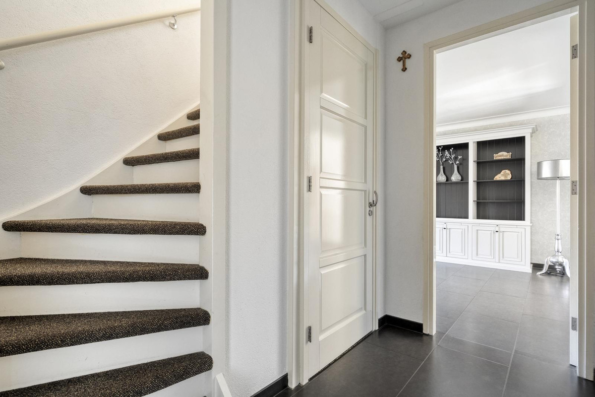 Tussenwoning te koop: Fluitekruid 19, Rijssen