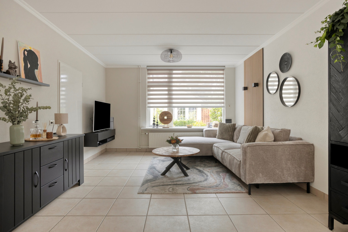 Tussenwoning te koop: Meerkoet 10, Sommelsdijk