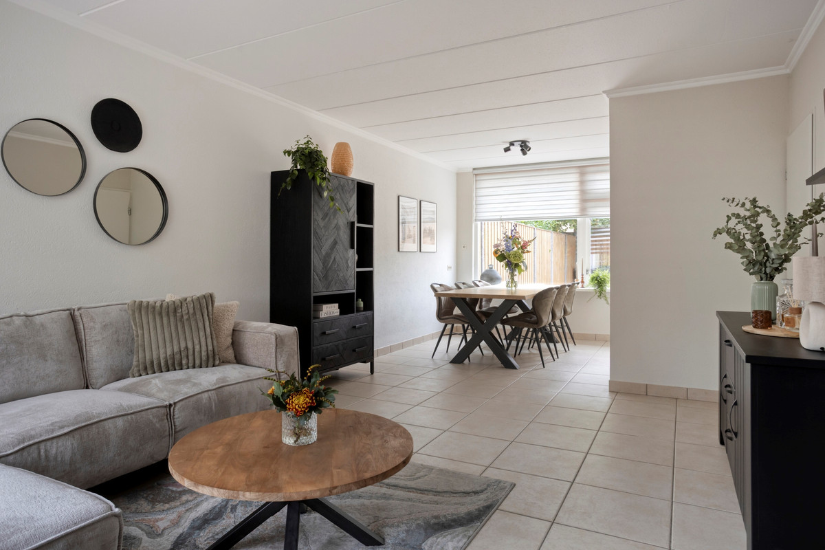 Tussenwoning te koop: Meerkoet 10, Sommelsdijk