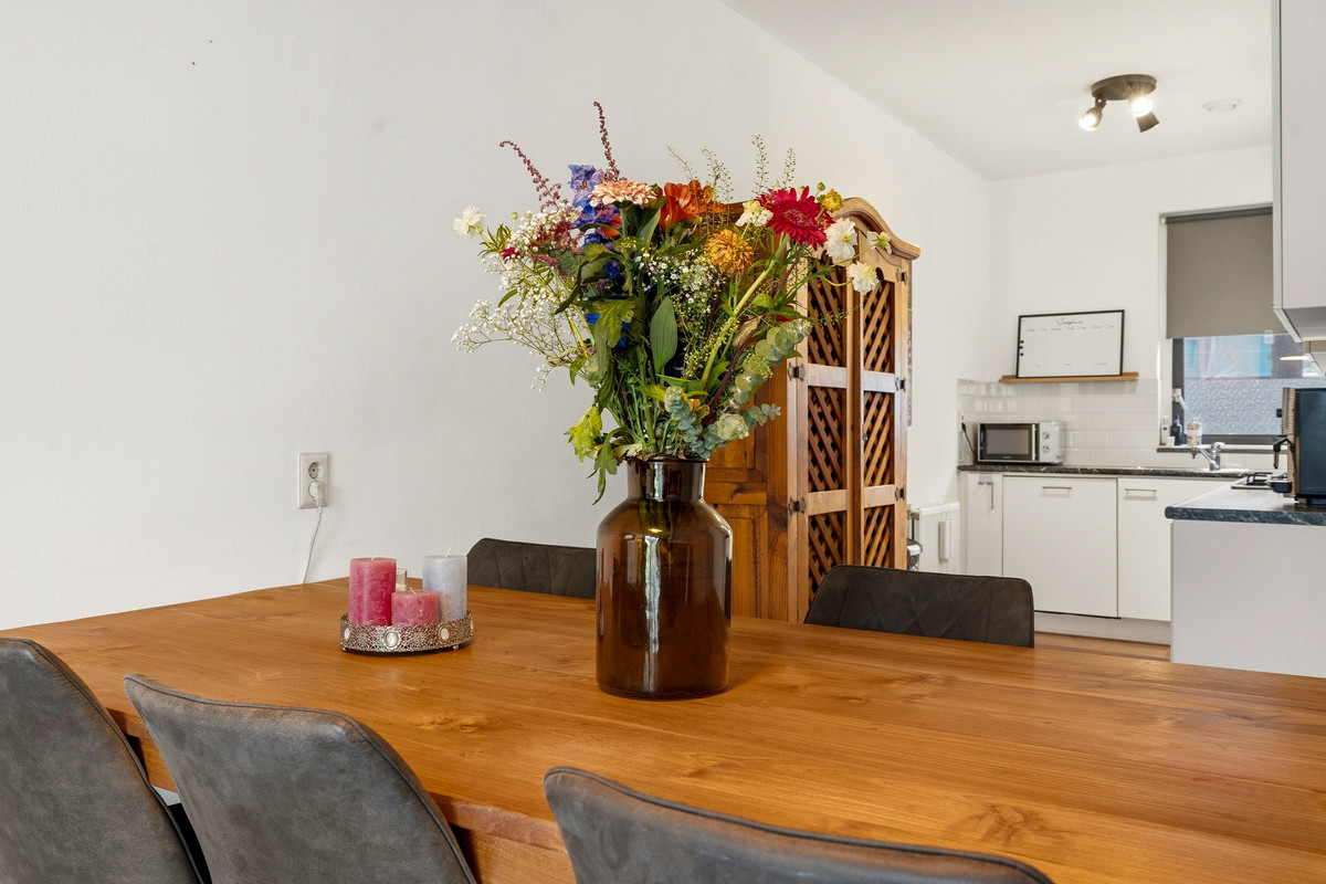 Tussenwoning te koop: Vledderstraat 12, 'S-Gravenhage
