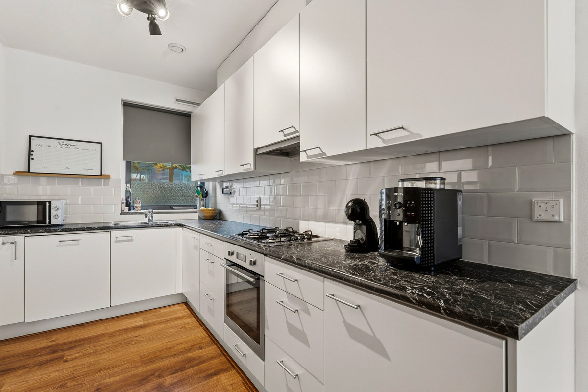 Tussenwoning te koop: Vledderstraat 12, 'S-Gravenhage
