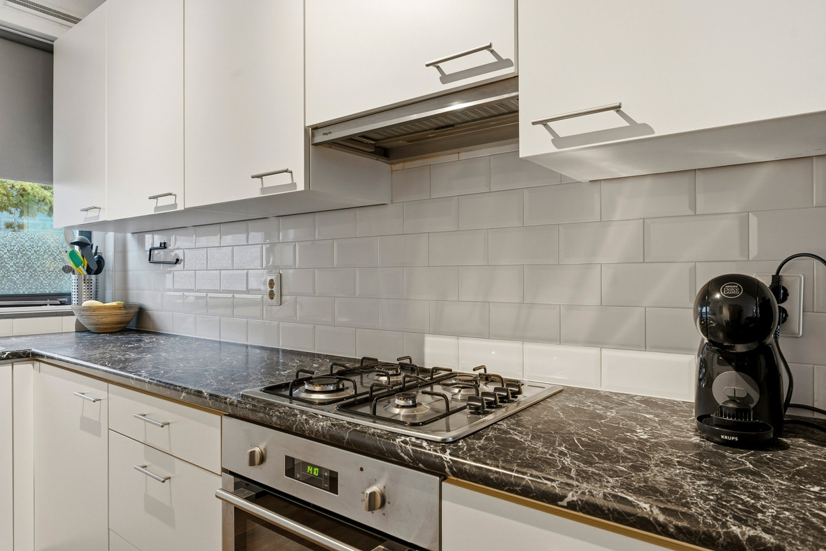 Tussenwoning te koop: Vledderstraat 12, 'S-Gravenhage