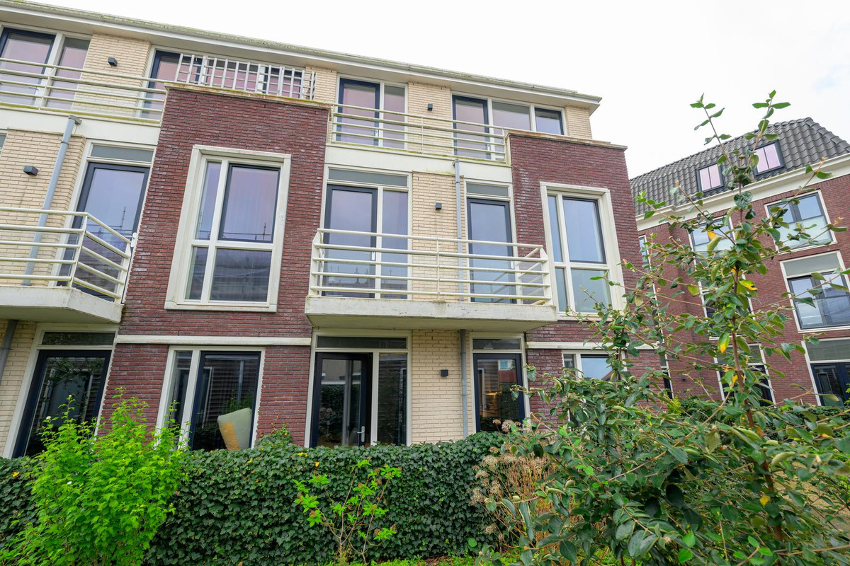 Studio te koop: Kruidenhof 33, Leiden