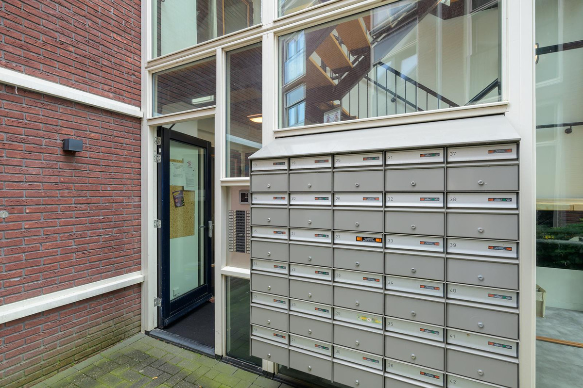 Studio te koop: Kruidenhof 33, Leiden