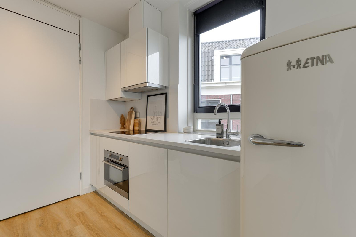 Studio te koop: Kruidenhof 33, Leiden