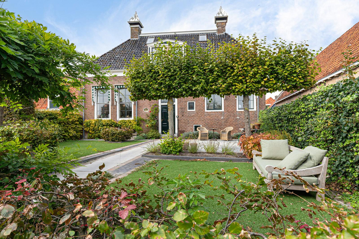 Vrijstaande woning te koop: Nieuwstad 34, Hindeloopen