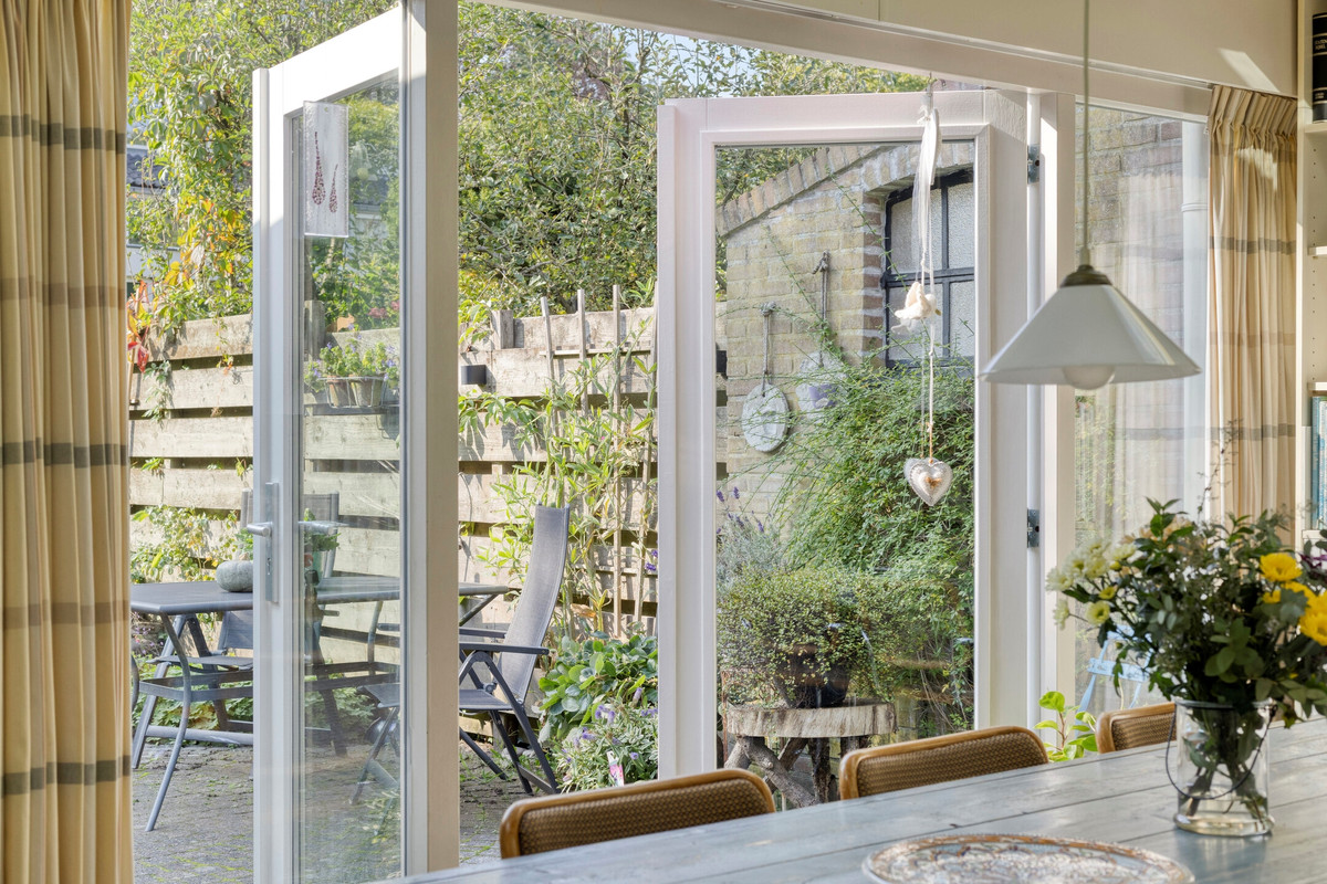 Hoekwoning te koop: Zweerslaan 1, Ede