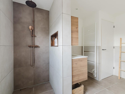 Outshoornstraat 84