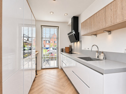 Hunsingosingel 24