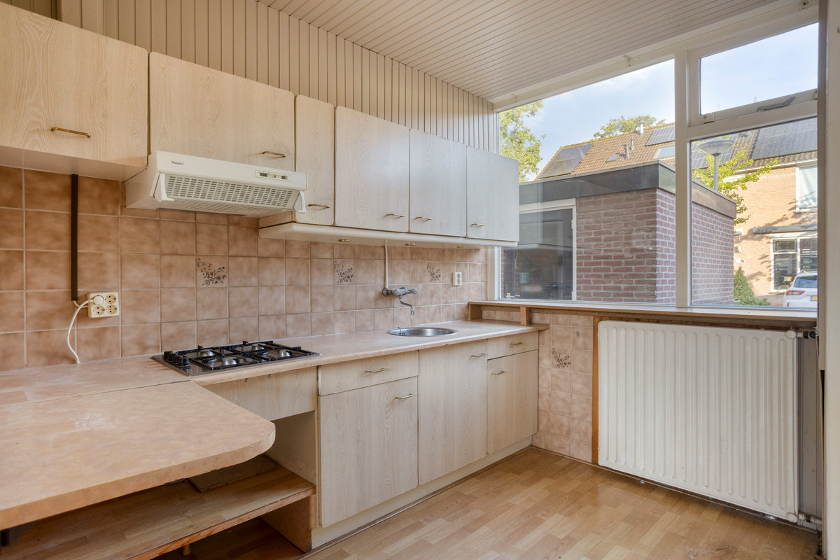 Tussenwoning te koop: Everstein 36, Zwijndrecht