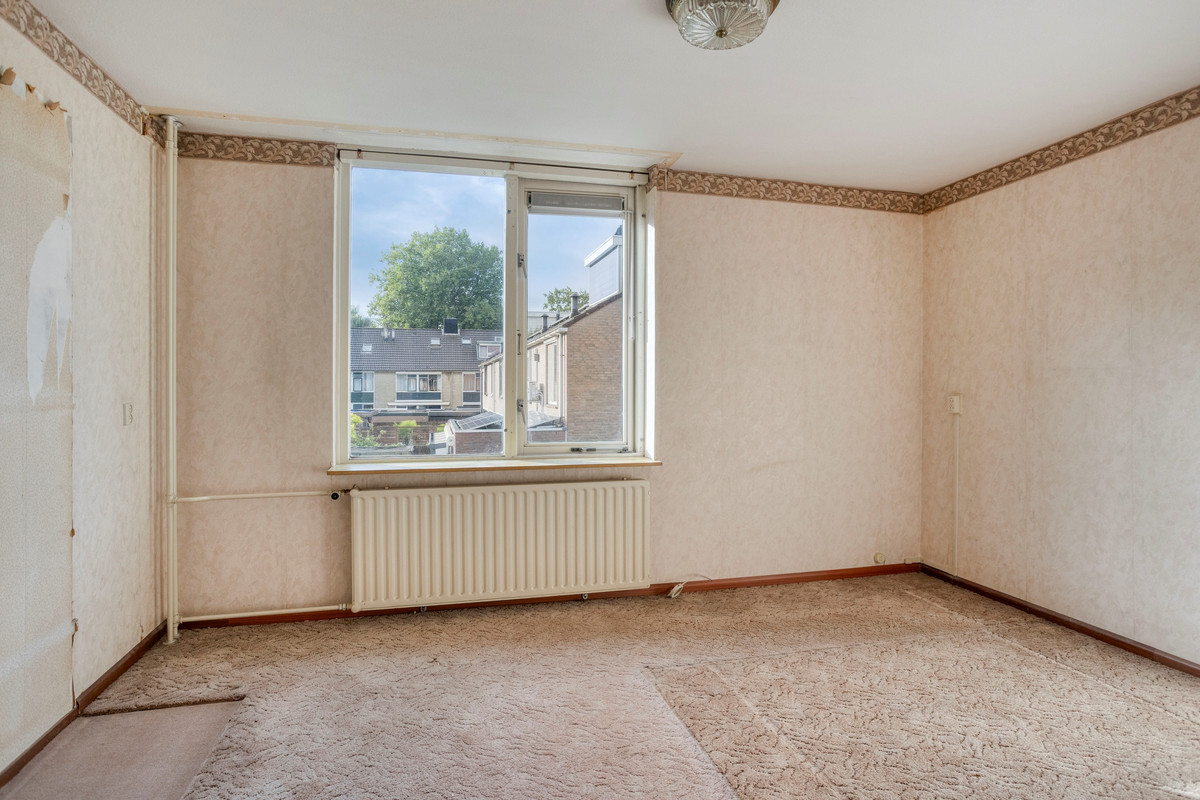Tussenwoning te koop: Everstein 36, Zwijndrecht