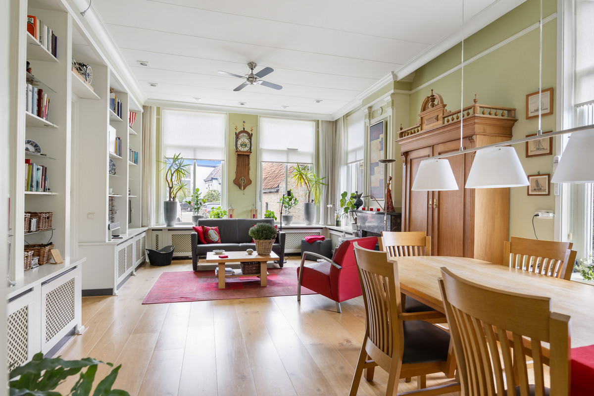 Vrijstaande woning te koop: Schoolplein 9, Witmarsum