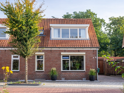 Burgemeester van der Borchstraat 13