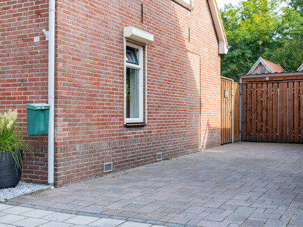 Burgemeester van der Borchstraat 13
