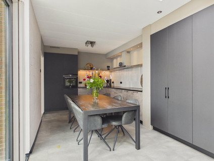 Bernhardstraat 13
