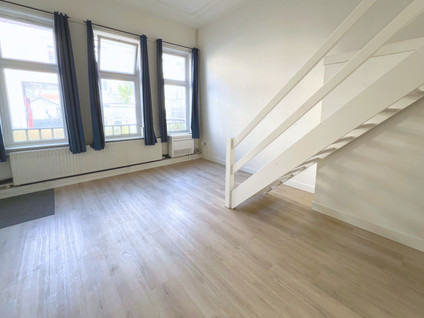Dorpsstraat 18