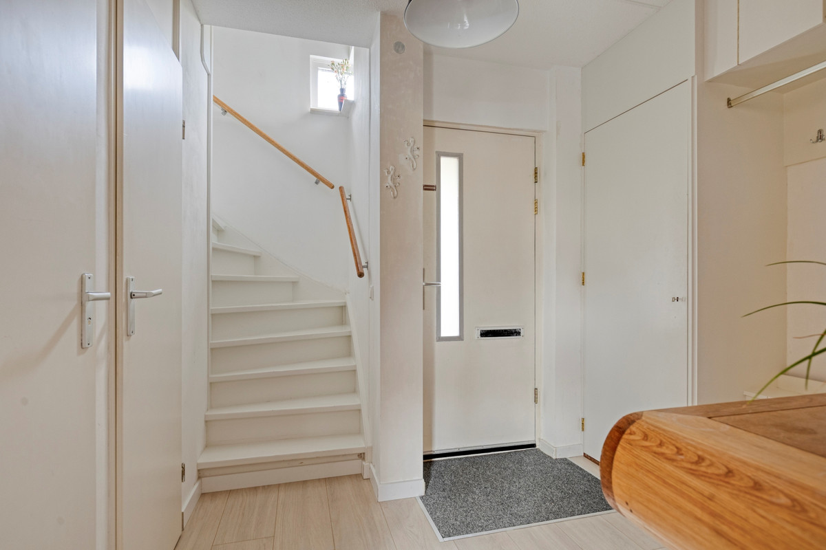 Tussenwoning te koop: Margo Antinkstraat 23, Leiden