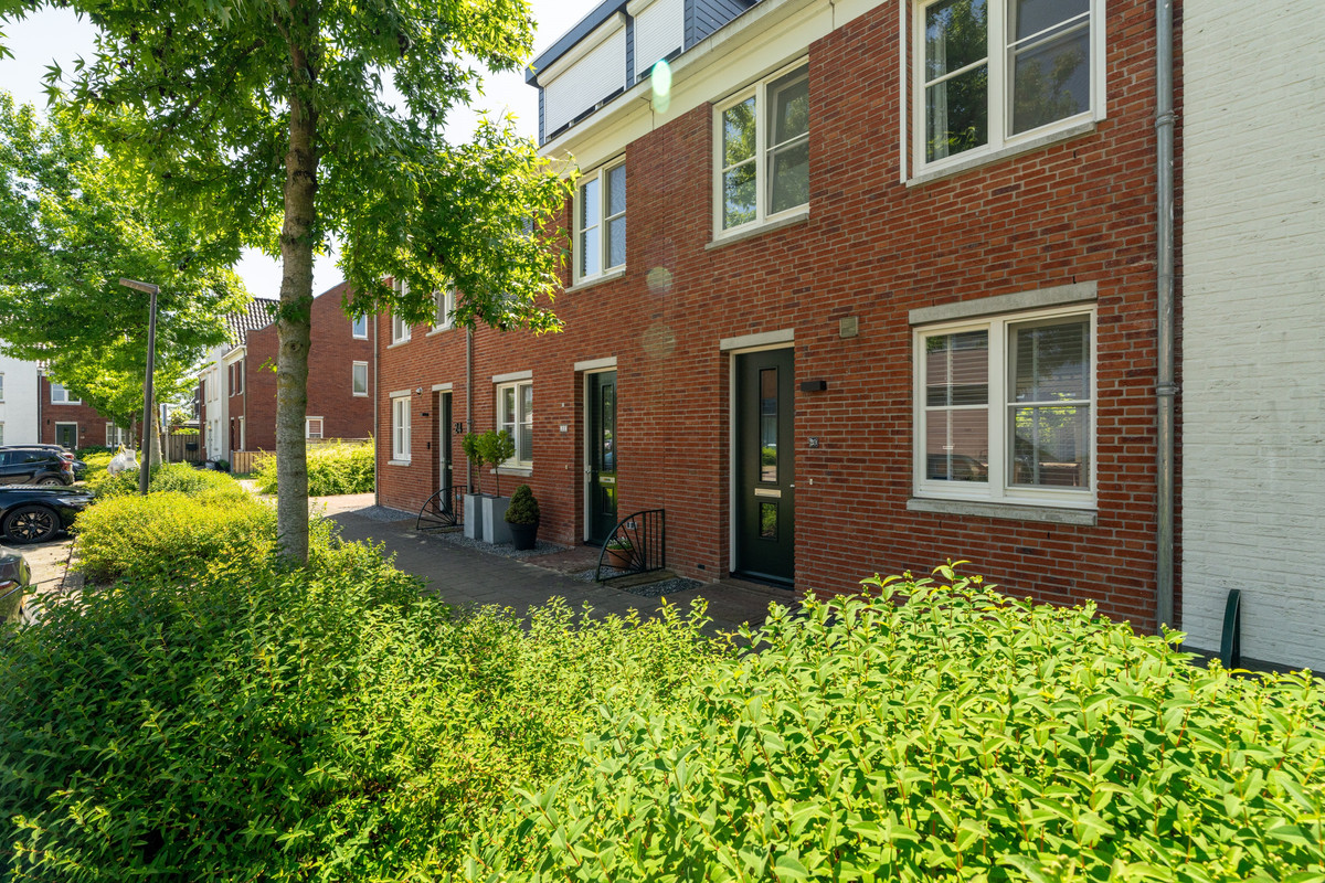 Tussenwoning te koop: Nieuwe Es 20, Sleeuwijk