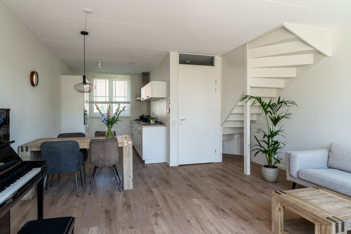 Tussenwoning te koop: Nieuwe Es 20, Sleeuwijk