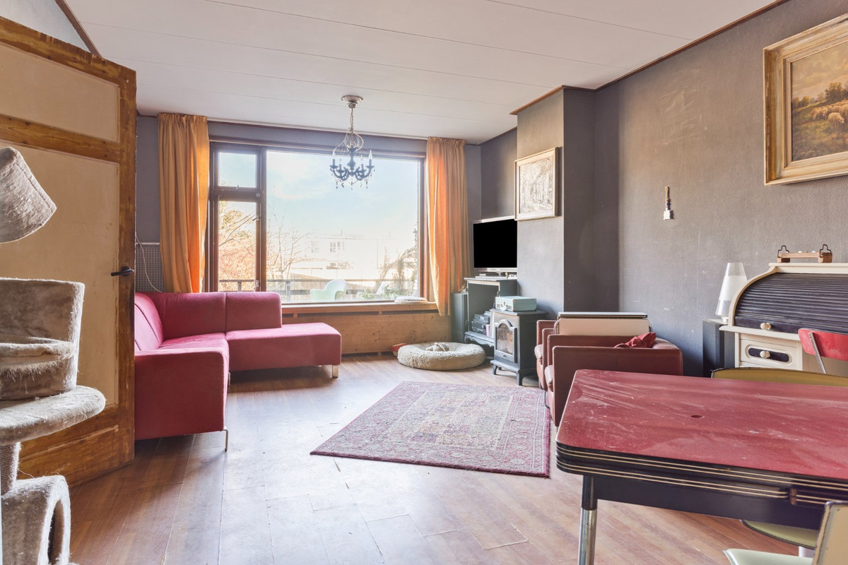 Tussenwoning te koop: Nieuwstraat 37, Oostburg