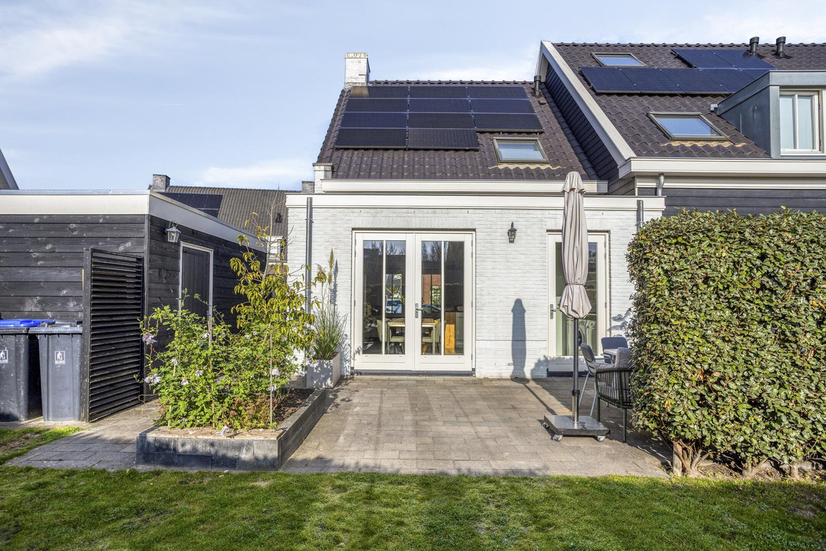 Hoekwoning te koop: Klarinetstraat 12, Goes
