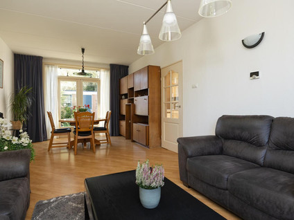 Raadhuisstraat 32