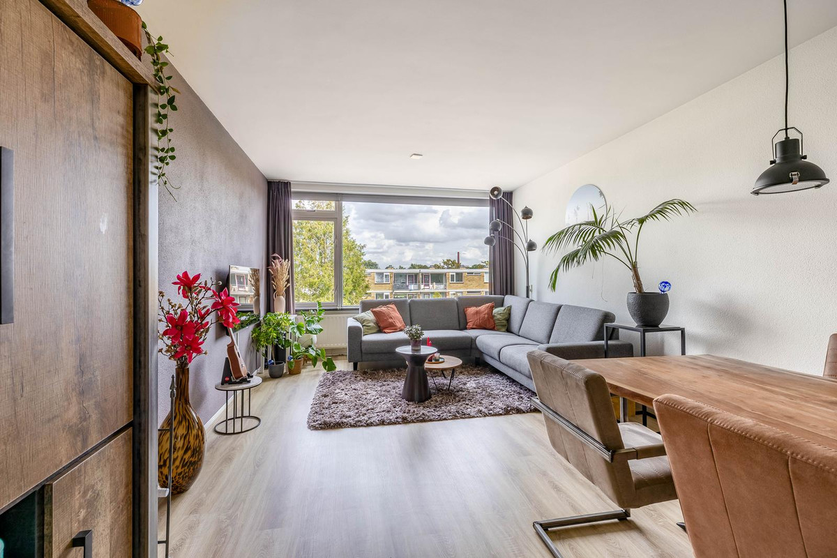 Appartement te koop: Brederolaan 27, Waddinxveen