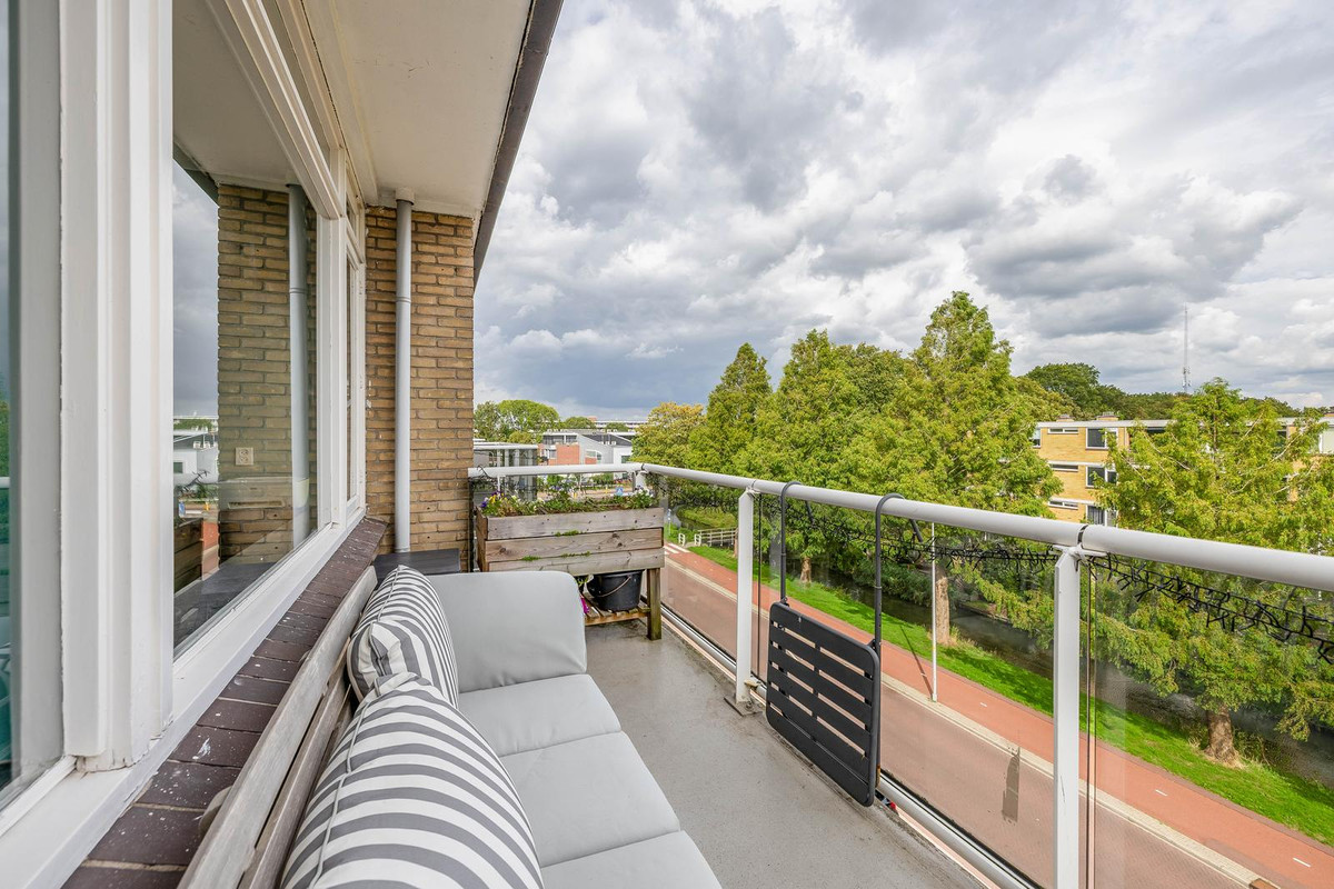 Appartement te koop: Brederolaan 27, Waddinxveen