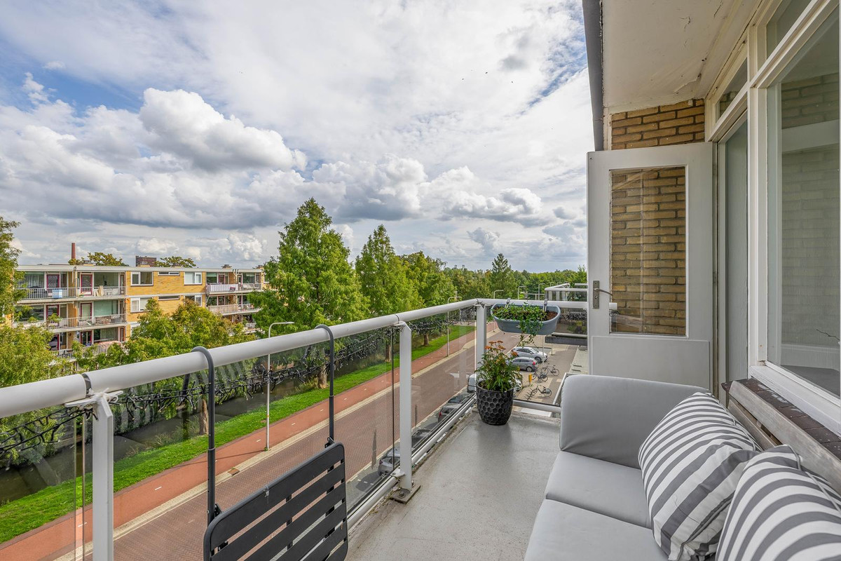 Appartement te koop: Brederolaan 27, Waddinxveen