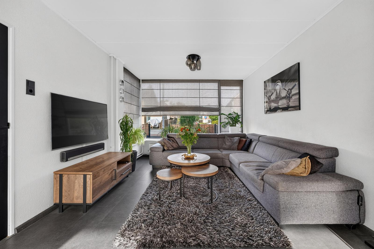 Tussenwoning te koop: Nibbelinkstraat 25, Hendrik-Ido-Ambacht