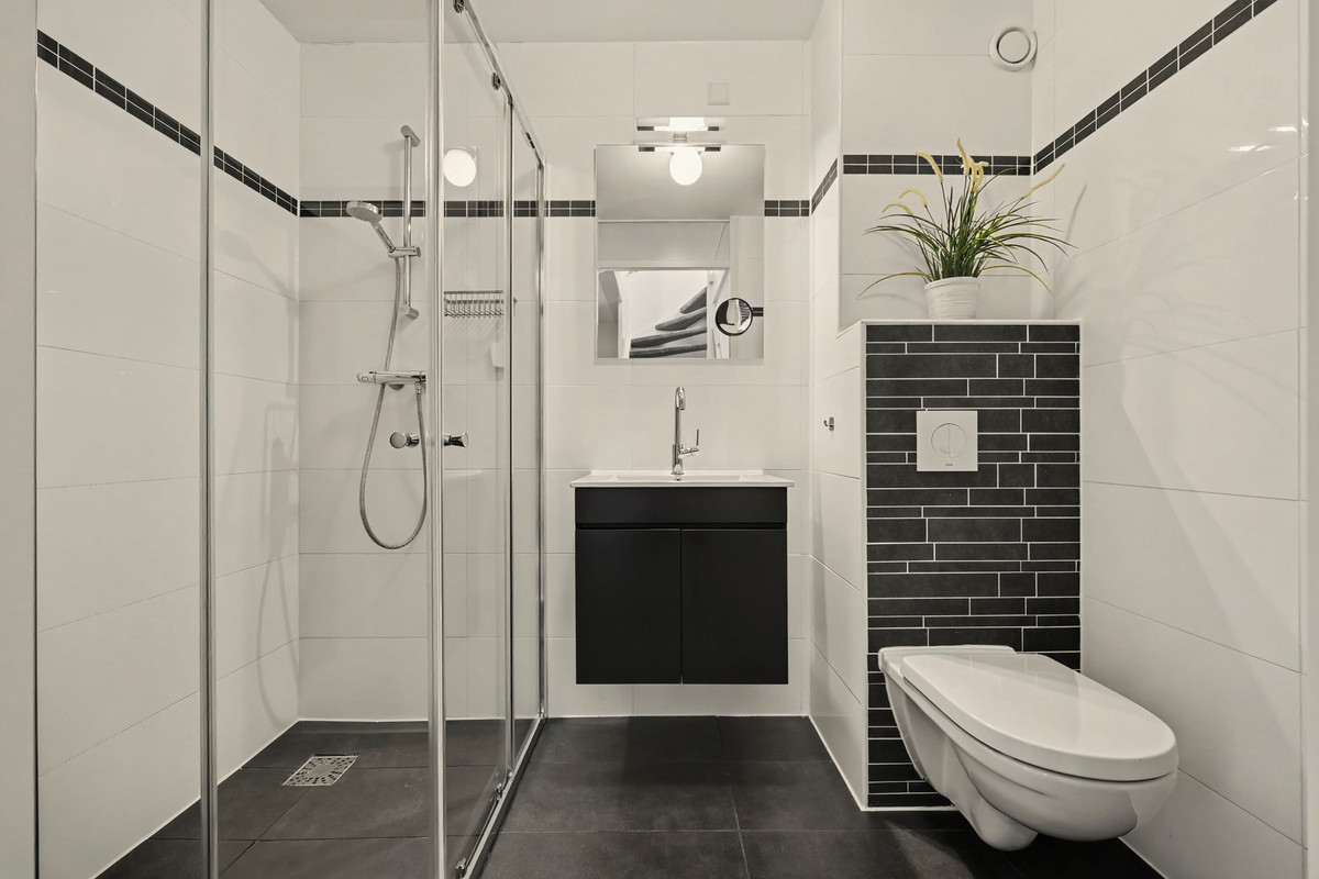 Tussenwoning te koop: Haagwinde 17, Puttershoek