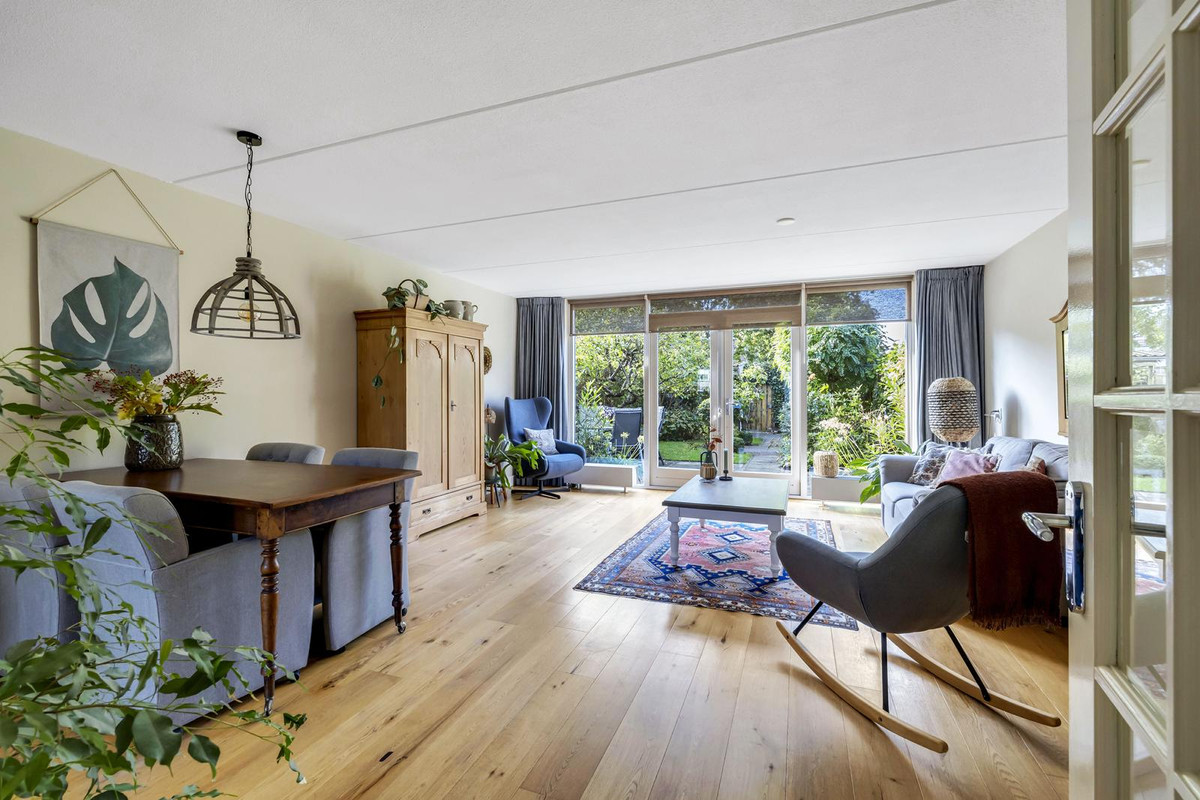 Hoekwoning te koop: Burchtlaan 15, Oostvoorne