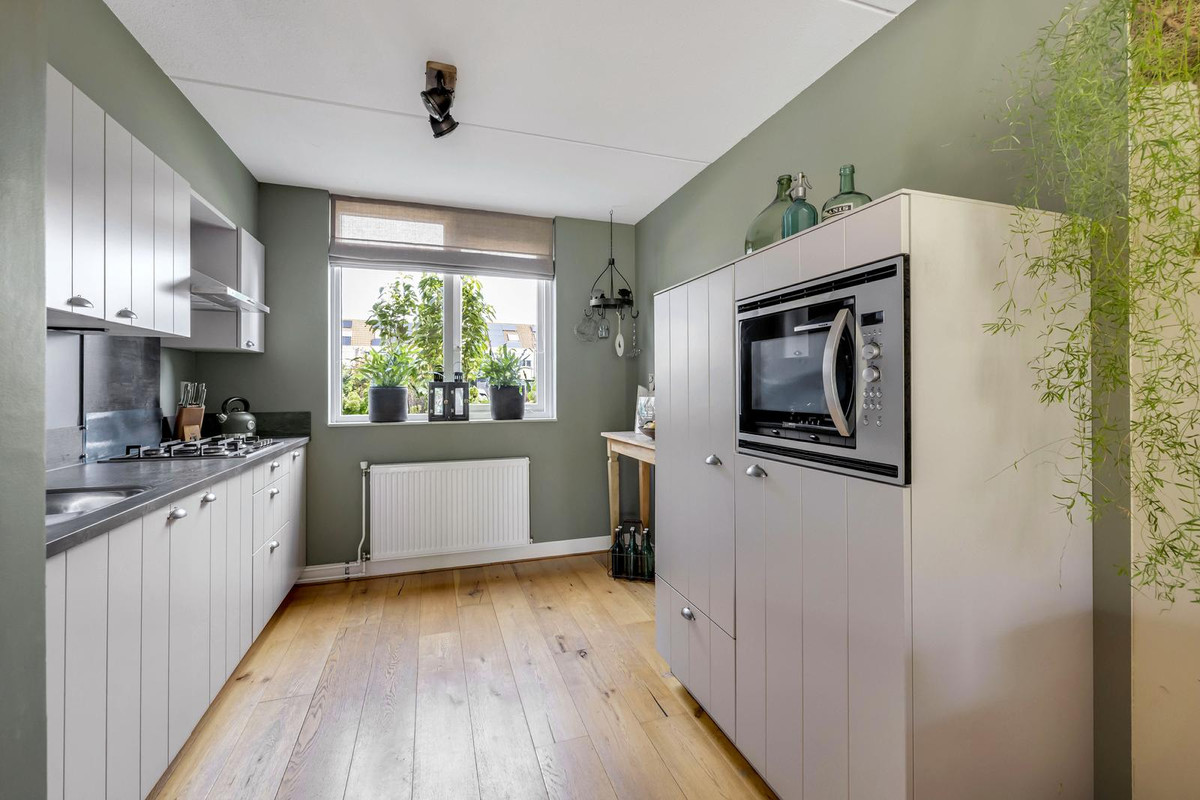 Hoekwoning te koop: Burchtlaan 15, Oostvoorne